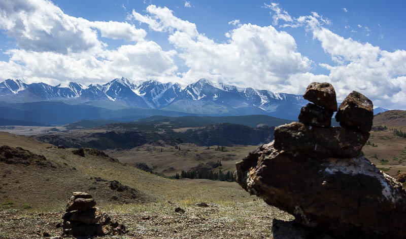 В горах Алтая. Курайская степь, панорама Северо-Чуйского хребта
