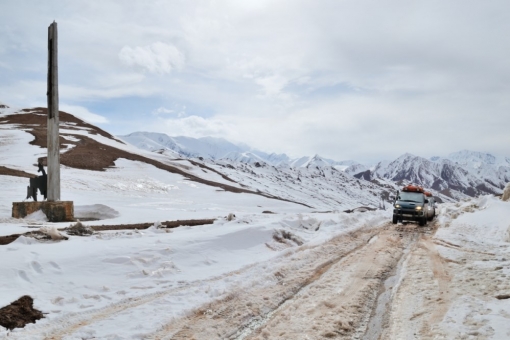 Перевал Кызыл-Арт, 4200 метров н.у.м. Граница Кыргызстана и Таджикистана.