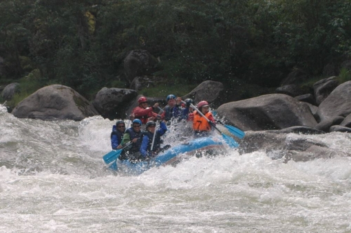 Один из порогов на реке Ока Саянская